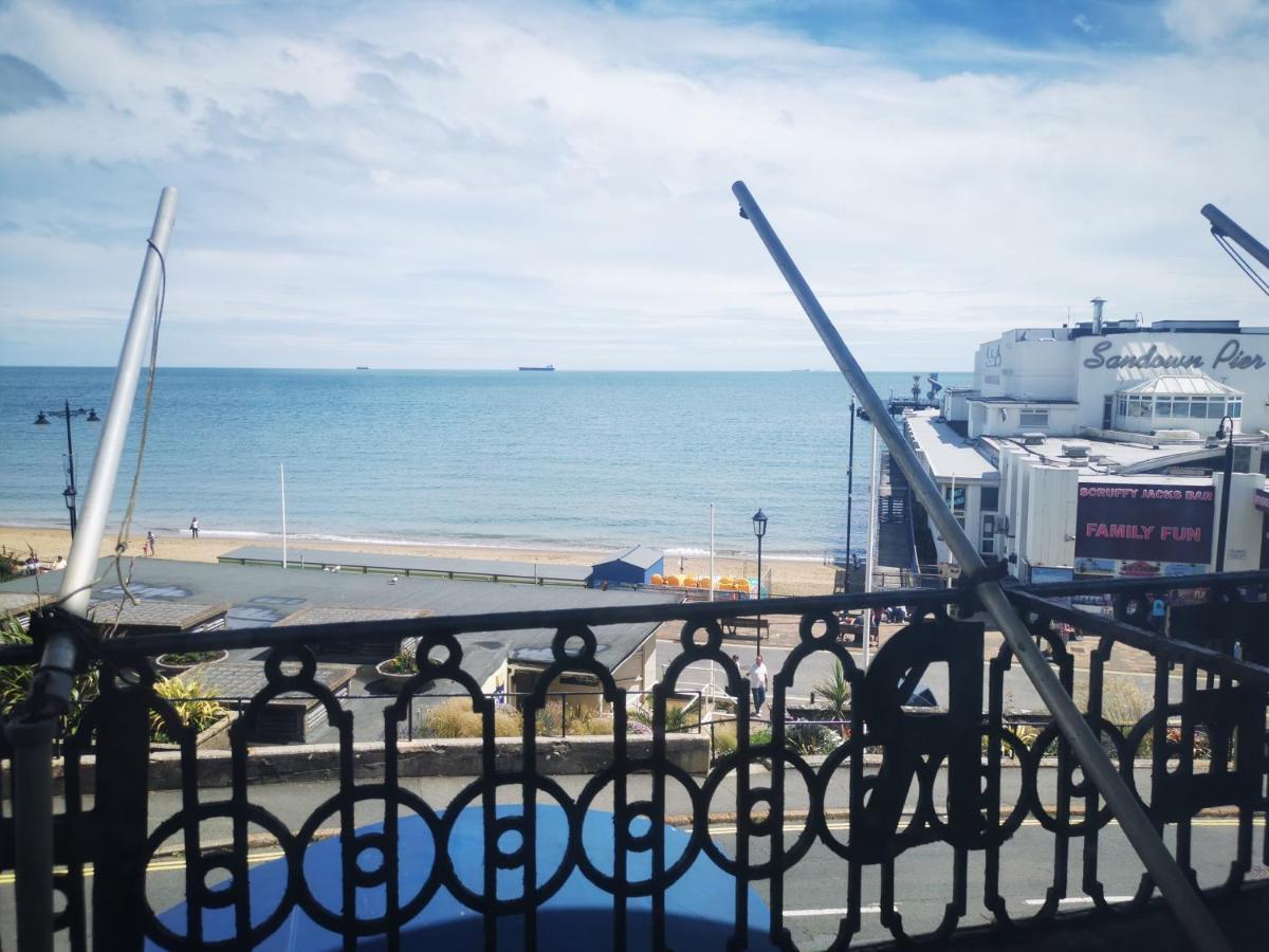 Отель Royal Pier Сэнддаун Экстерьер фото